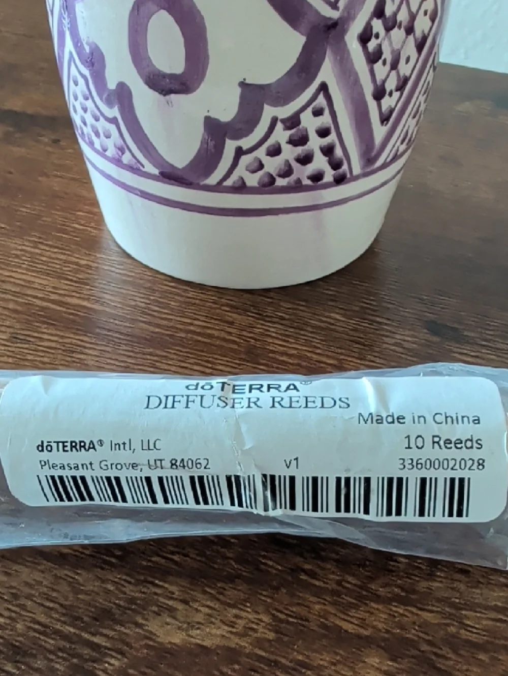 Doterra Natural Reed Diffuser 10 Reeds with Cream Purple Accent Vase Moroccan